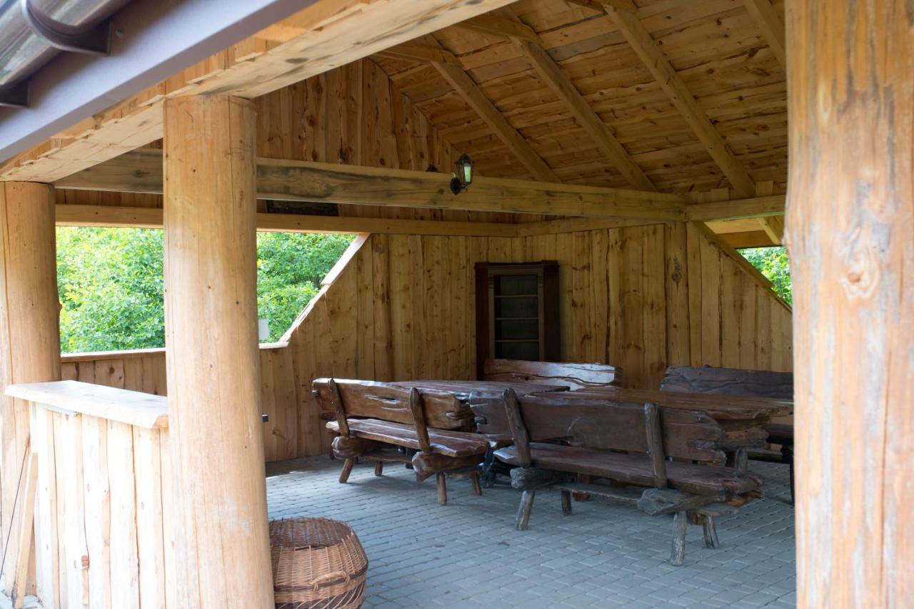 Pensjonat Pod Samowarem Tylicz ภายนอก รูปภาพ